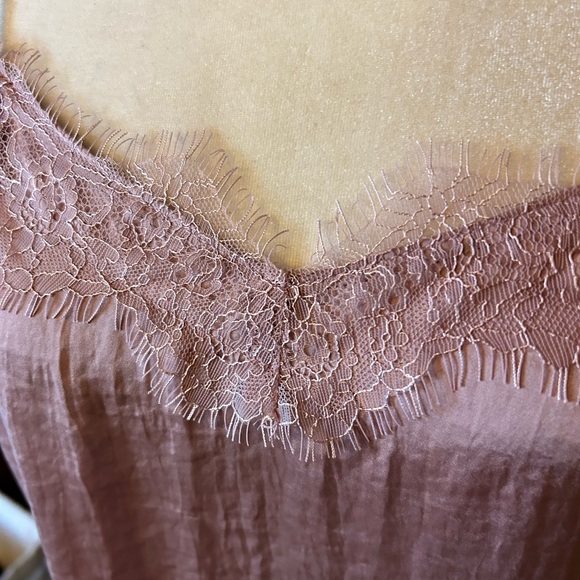 Mauve Racer Back Tank - Picture 3 of 3